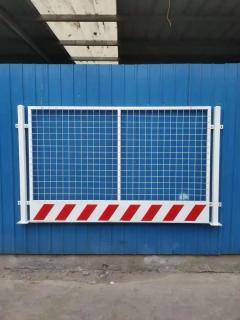 赤峰基坑护栏 工地施工围栏与临边防护栏的安全之道